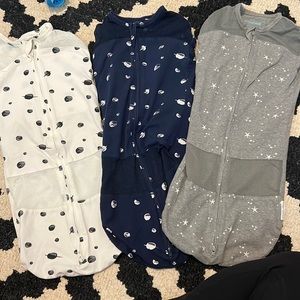(3) sweet pea happiest baby swaddle